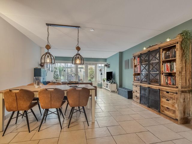 Van Foreestlaan 13, Barendrecht