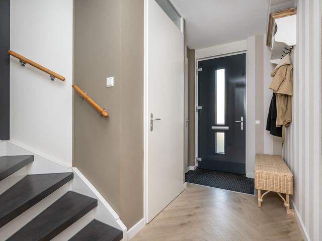 Spoorbaan 37, Hellevoetsluis