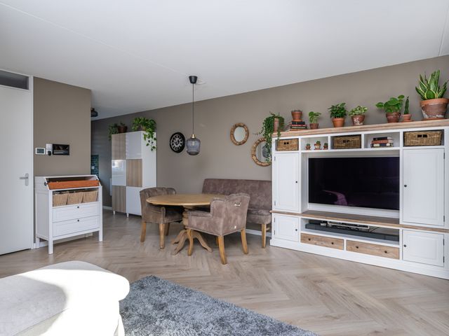 Spoorbaan 37, Hellevoetsluis