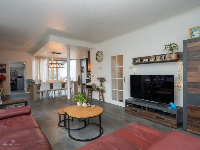 Noordwester 17, Den Burg