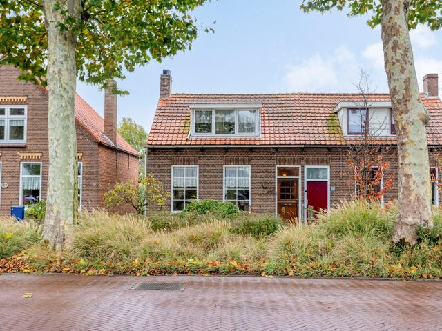 Oude Rijksweg 82, Nieuw- En Sint Joosland