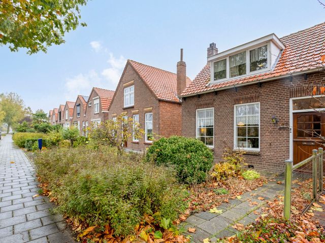 Oude Rijksweg 82, Nieuw- En Sint Joosland