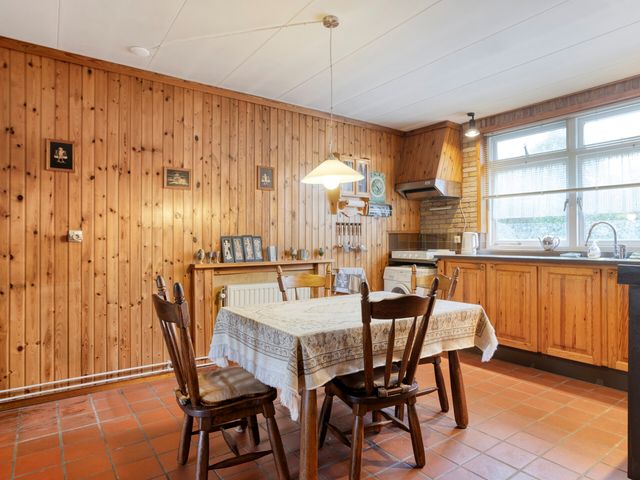 Oude Rijksweg 82, Nieuw- En Sint Joosland