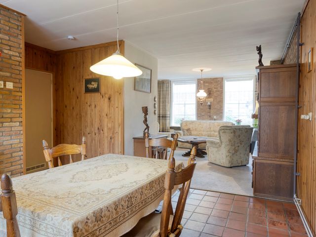 Oude Rijksweg 82, Nieuw- En Sint Joosland