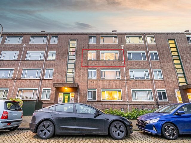 Nicolaas Beetslaan 248, Voorburg