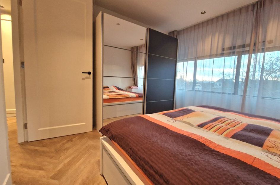 's-Gravendijkwal 130J