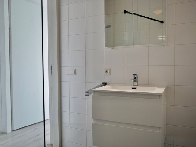 Nida Senffstraat 75, Amsterdam