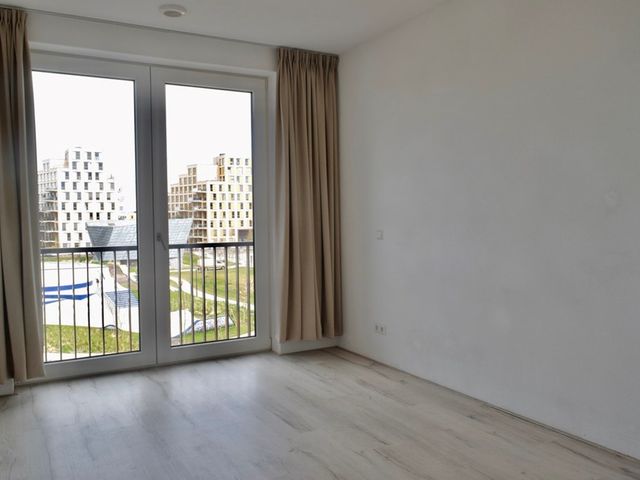 Nida Senffstraat 75, Amsterdam