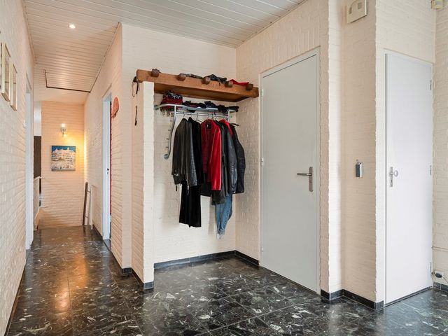 Debijestraat 48, Geleen