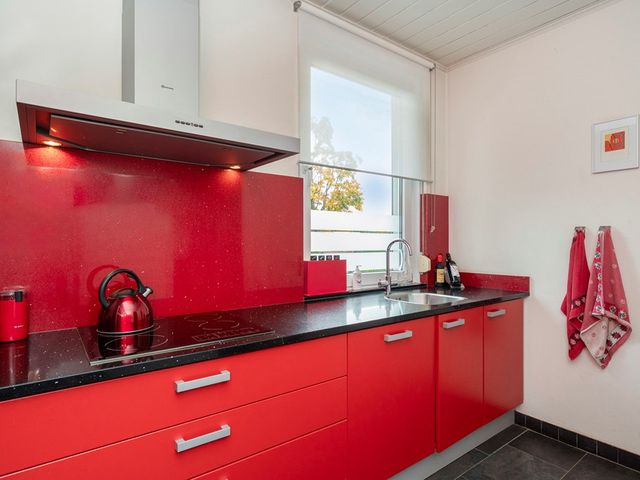 Debijestraat 48, Geleen