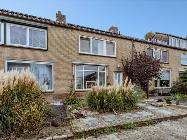 Zwaluwstraat 26, Sliedrecht