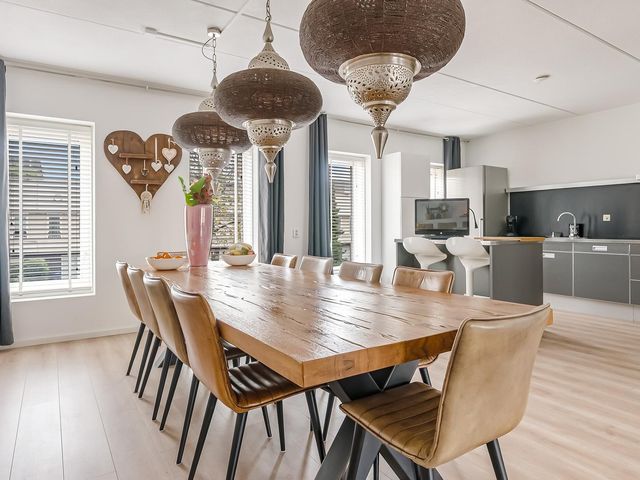 Antillenweg 16, Almere