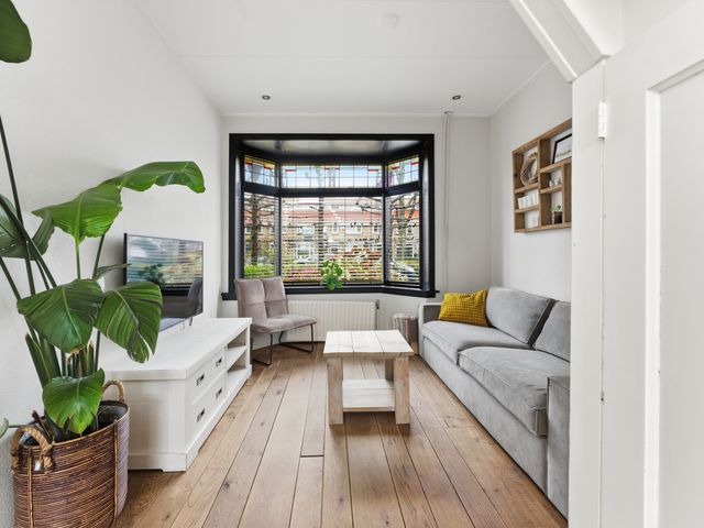 Waalsmondelaan 24, Alblasserdam