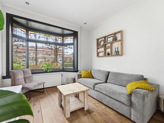 Waalsmondelaan 24, Alblasserdam