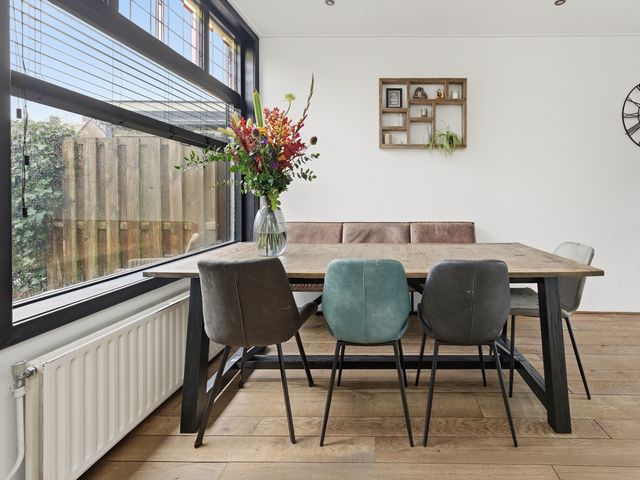 Waalsmondelaan 24, Alblasserdam