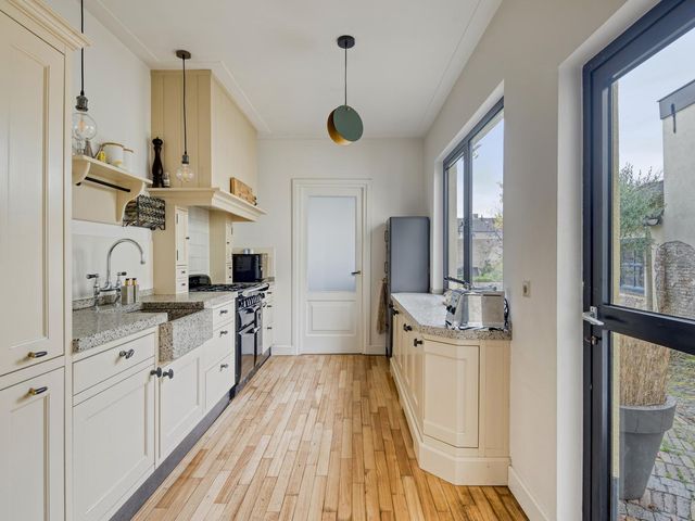 Liesbosstraat 10, Breda