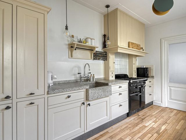 Liesbosstraat 10, Breda