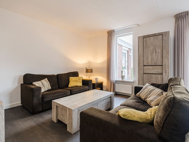 Schoolstraat 42, Geerdijk