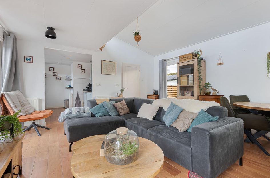 Leeuwarderstraatweg 1003