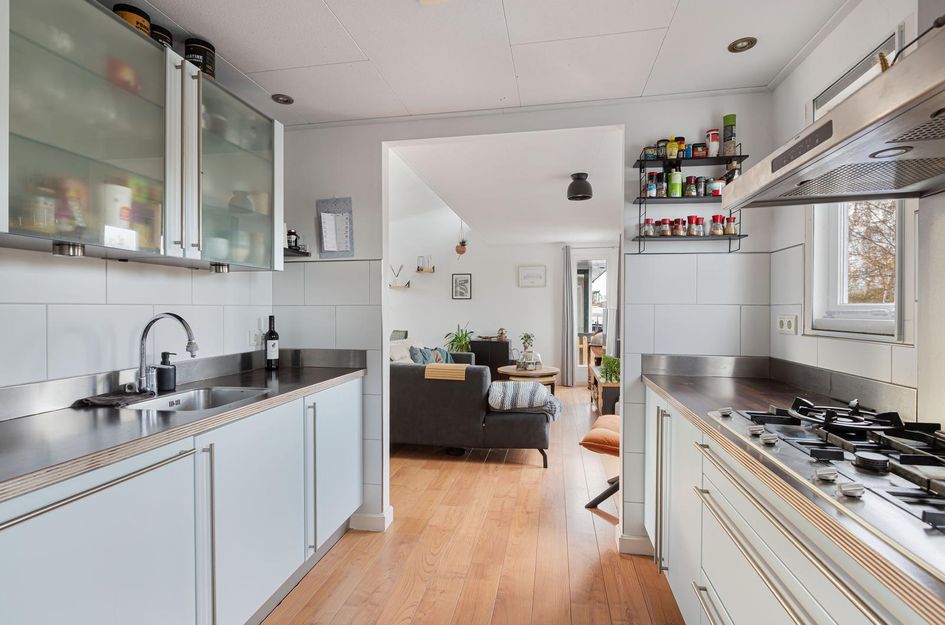 Leeuwarderstraatweg 1003