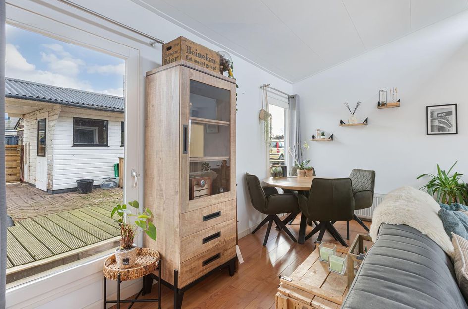 Leeuwarderstraatweg 1003