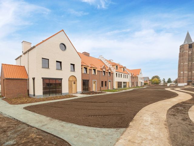 Hof ten Bergestraat 23  , Ravels