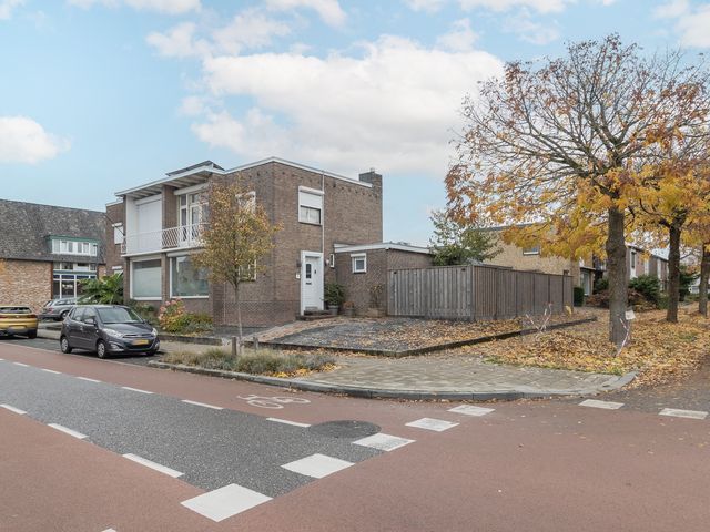 Pletsstraat 34, Bunde