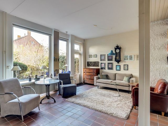 Mient 4, Sijbekarspel