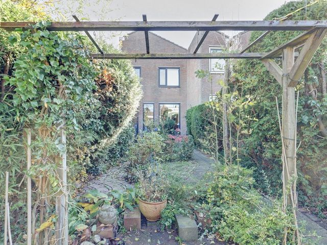 Mient 4, Sijbekarspel