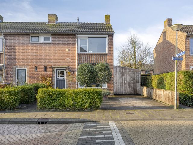 Margrietstraat 14, Brandwijk