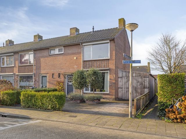 Margrietstraat 14, Brandwijk