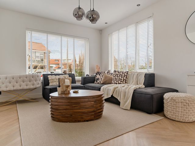 van Egmondplein 15, Brielle