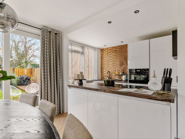 van Egmondplein 15, Brielle