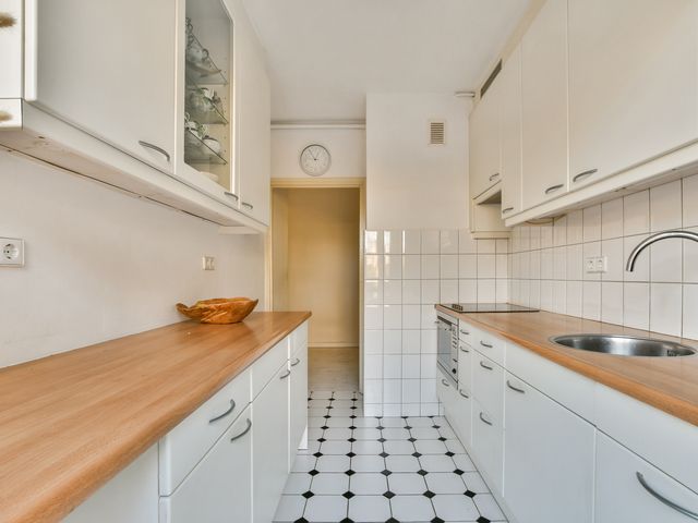 Van Nijenrodeweg 399, Amsterdam