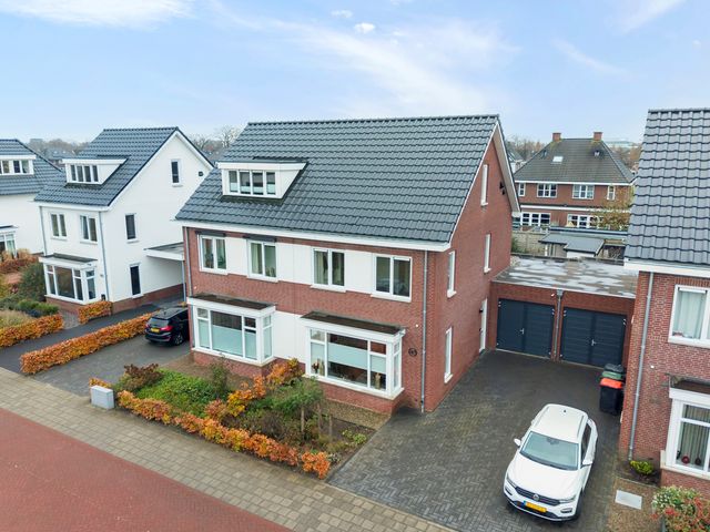 Moonenlaan 98, Hardenberg