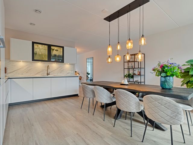 Moonenlaan 98, Hardenberg