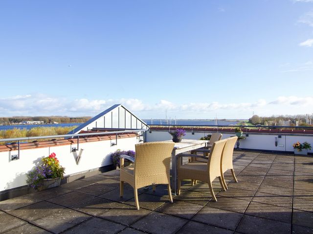 Zuiderzeeboulevard 77, Bunschoten-Spakenburg