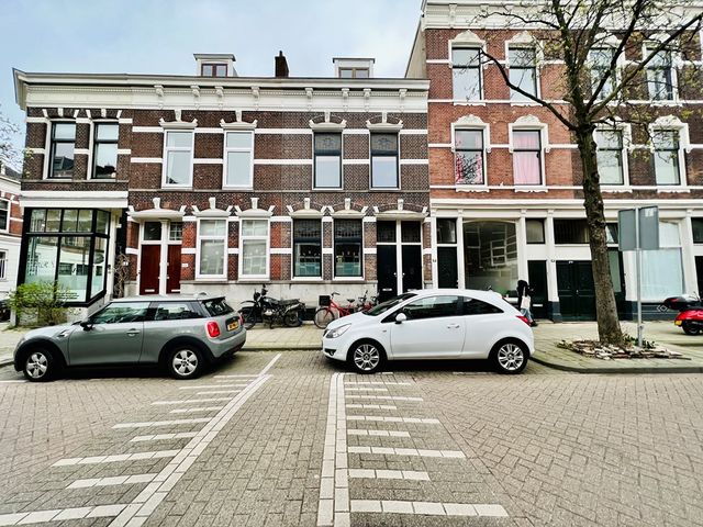 1e Pijnackerstraat 90B, Rotterdam