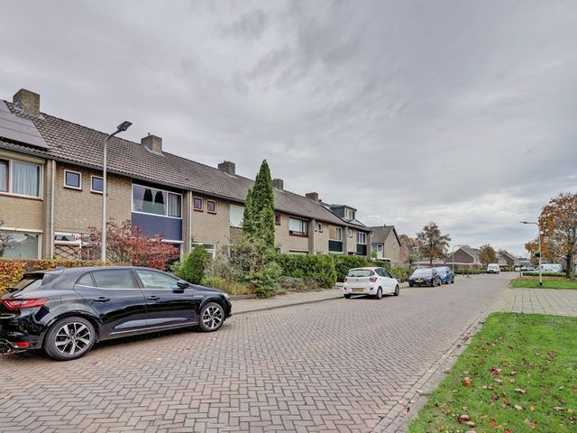 Meidoornlaan 13, Etten-Leur