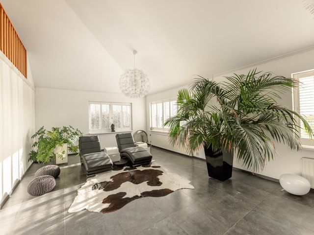 Weersterweg 10A, Wons