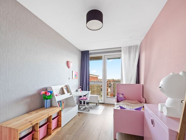 Laan van Leidschenveen 273, Den Haag