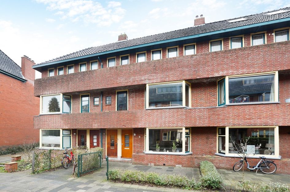 Ceramstraat 13
