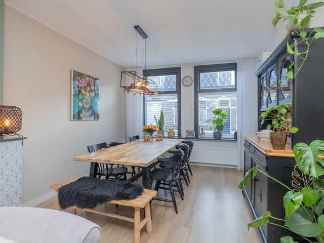 Van Der Veldstraat 5, Lisse