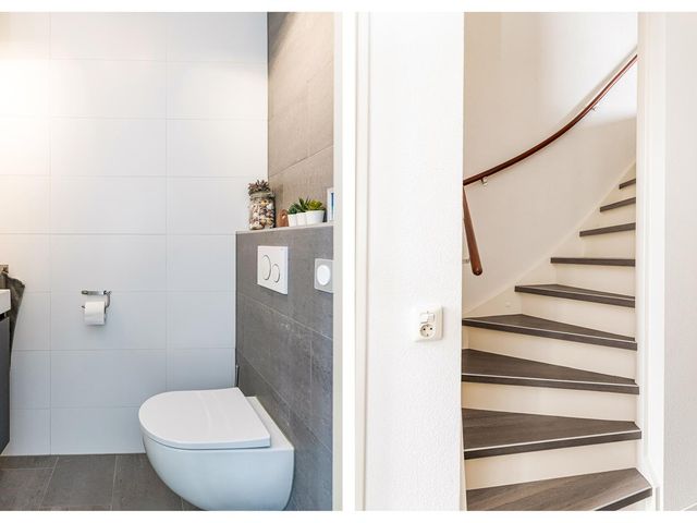 Rijnland 135, Lelystad