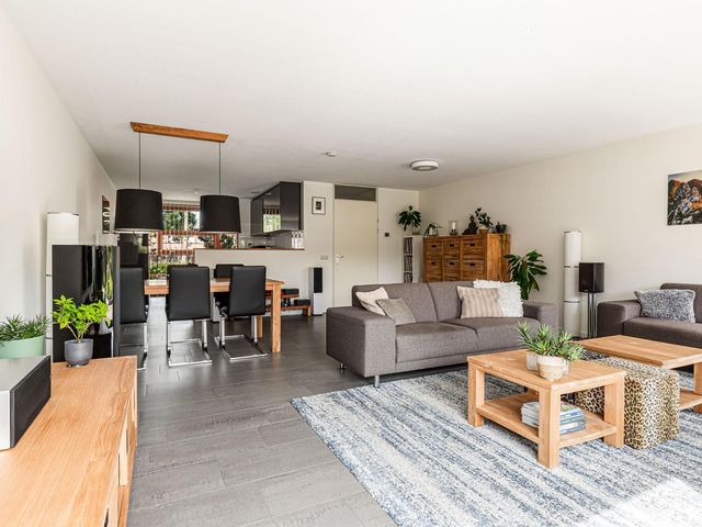 Rijnland 135, Lelystad