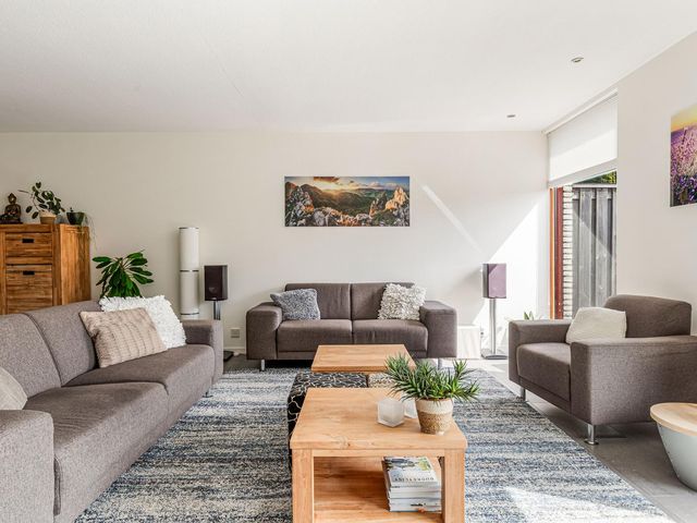 Rijnland 135, Lelystad