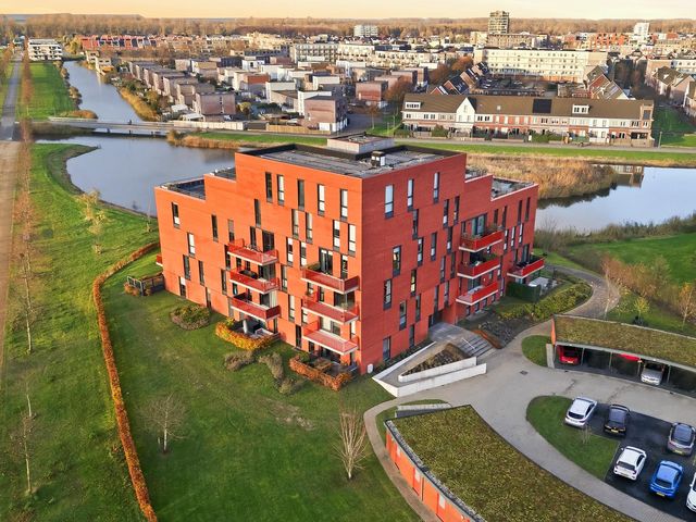 Dettifossstraat 300, Almere