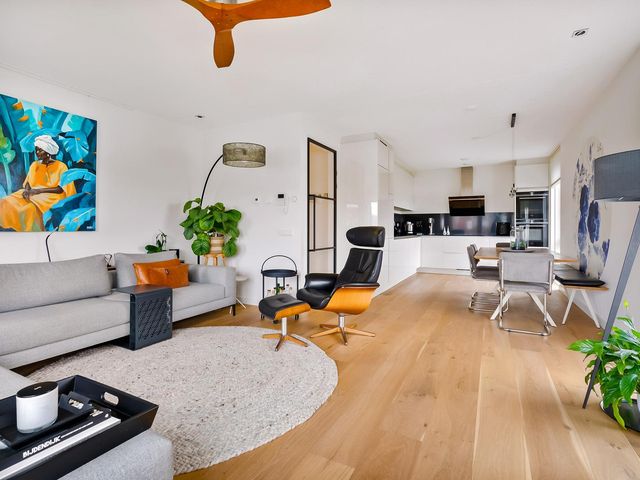 Dettifossstraat 300, Almere