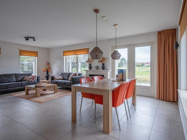 Kamperfoelieweg 69, De Koog