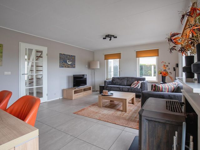 Kamperfoelieweg 69, De Koog